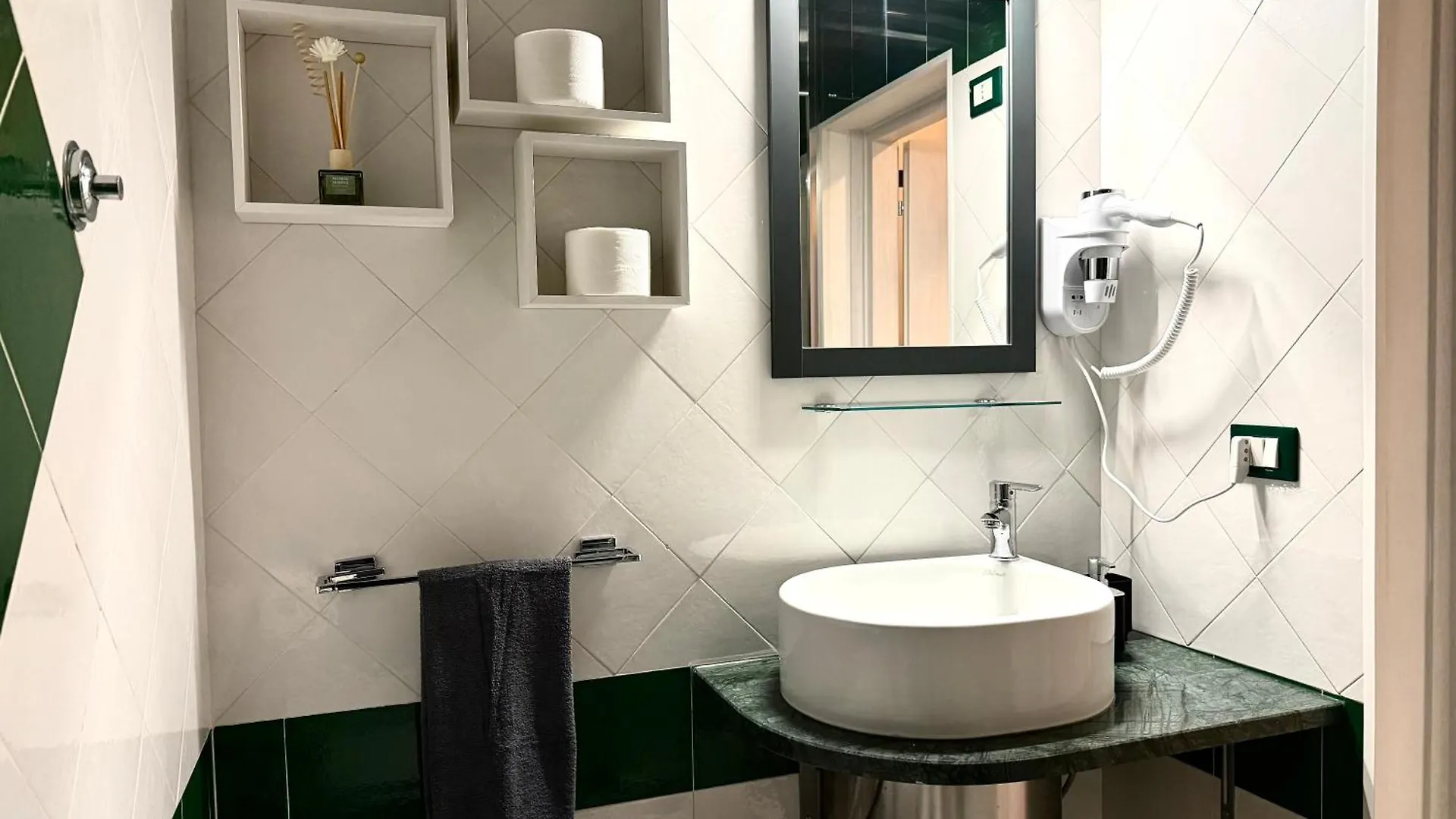 Apartment Agatea Livorno 0*,